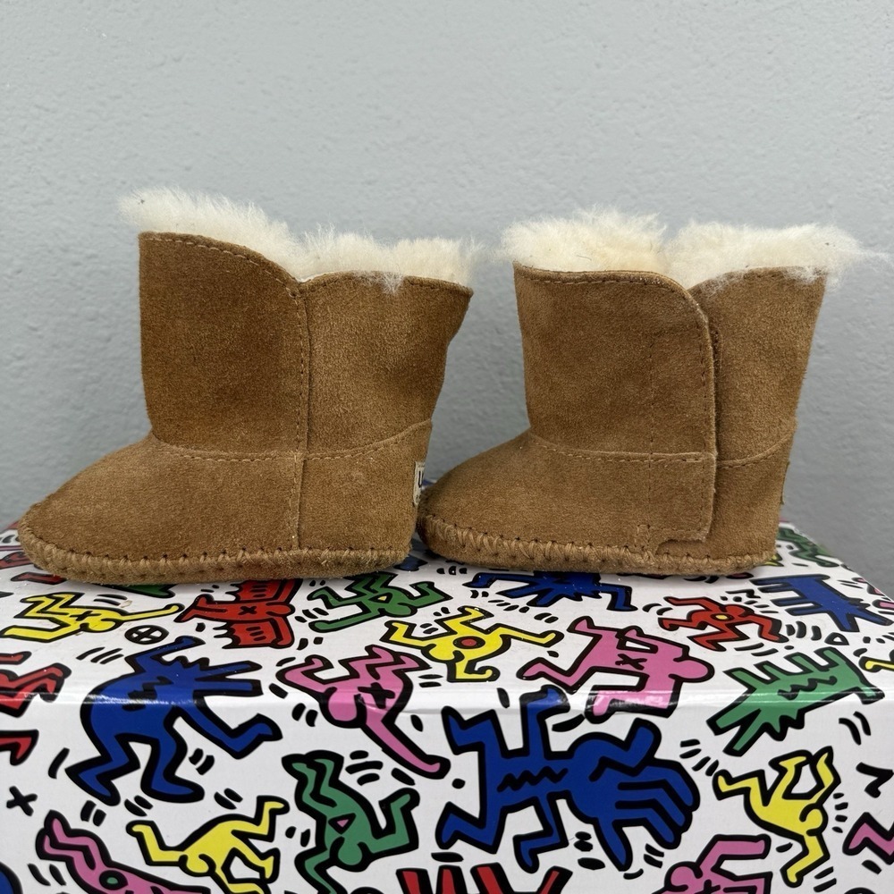UGG Classic Short Boots Baby/Toddler Size 0/1 NO BOX - Picture 8 of 8